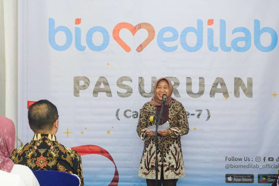 Pjs Walikota Pasuruan Lilik Pudjiastutik meresmikan Klinik Pratama Biomedilab, Rabu 16 Oktober 2024. (Foto: Dok Kota Pasuruan)