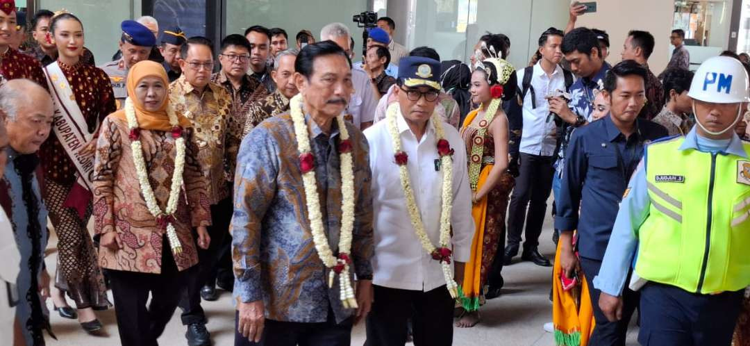 Sejumlah menteri dan pejabat daerah terlihat hadir mengikuti kegiatan acara peresmian Bandara Udara Dhoho Kediri dan ground breaking pembangunan akses jalan tol (Foto: Fendi Lesmana/ngopibareng.id)