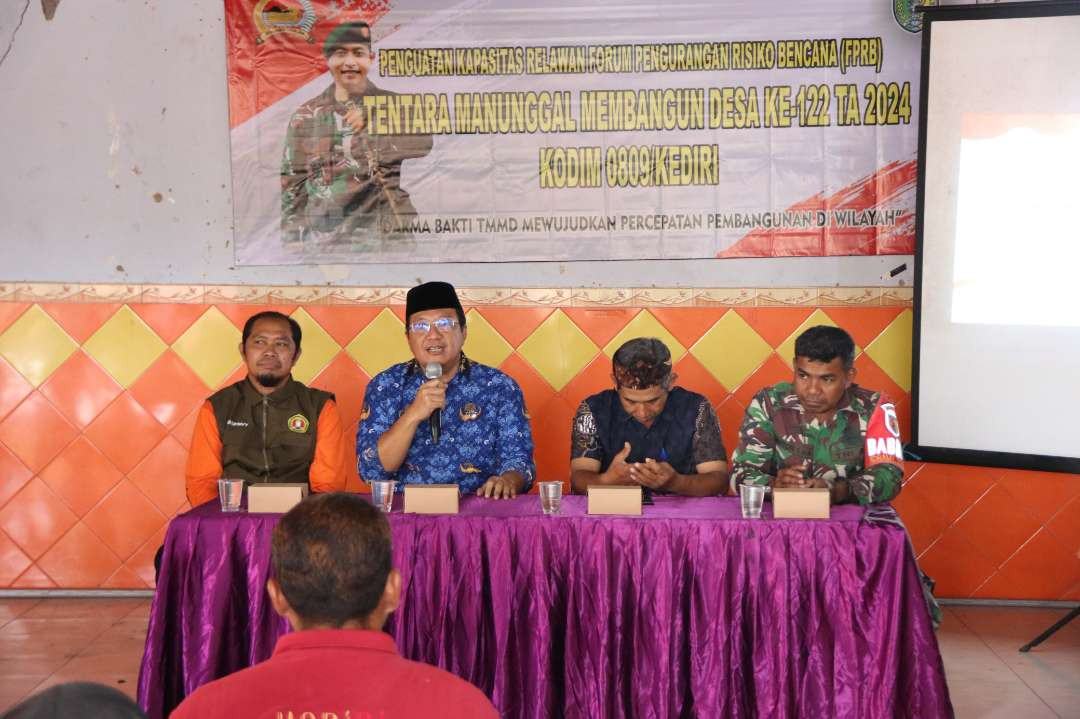 Pemerintah Kabupaten Kediri melalui Badan Penanggulangan Bencana Daerah (BPBD)  mensosialisasikan upaya penanggulangan bencana alam di lokasi TMMD Ke - 122 Kodim 0809 Kediri (Foto: istimewa)