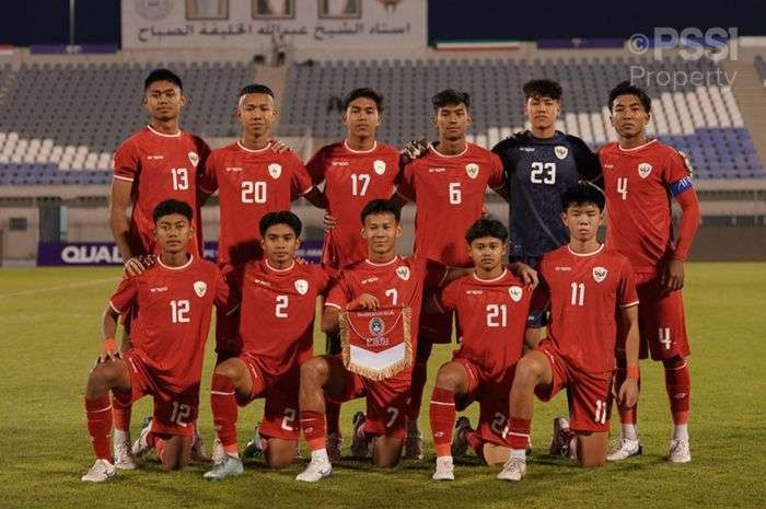 Timnas U-17 Indonesia berada dalam posisi sulit pada klasemen Kualifikasi Piala Asia U-17 2025. Satu-satunya jalan harus menang melawan Australia. (Foto: PSSI)