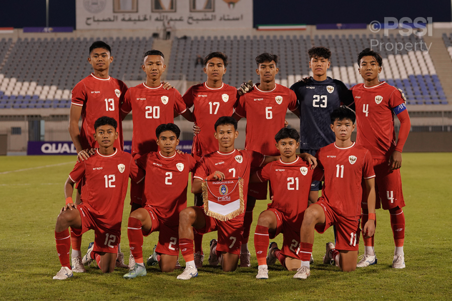 Timnas Indonesia U-17 bermain imbang tanpa gol melawan Australia di Stadion Abdullah Al-Khalifa Al-Sabah, Kuwait, pada Minggu 27 Oktober 2024, malam. (Foto: pssi)