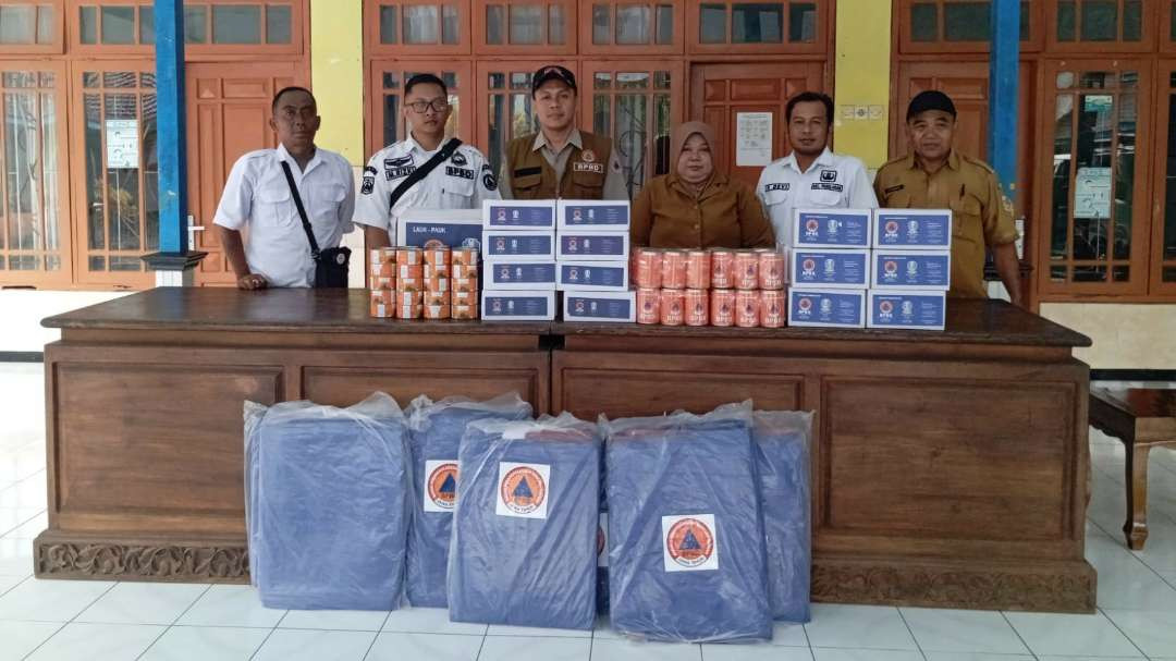 Distribusi bantuan di Desa Kademangan (Foto: BPBD Kabupaten Malang)