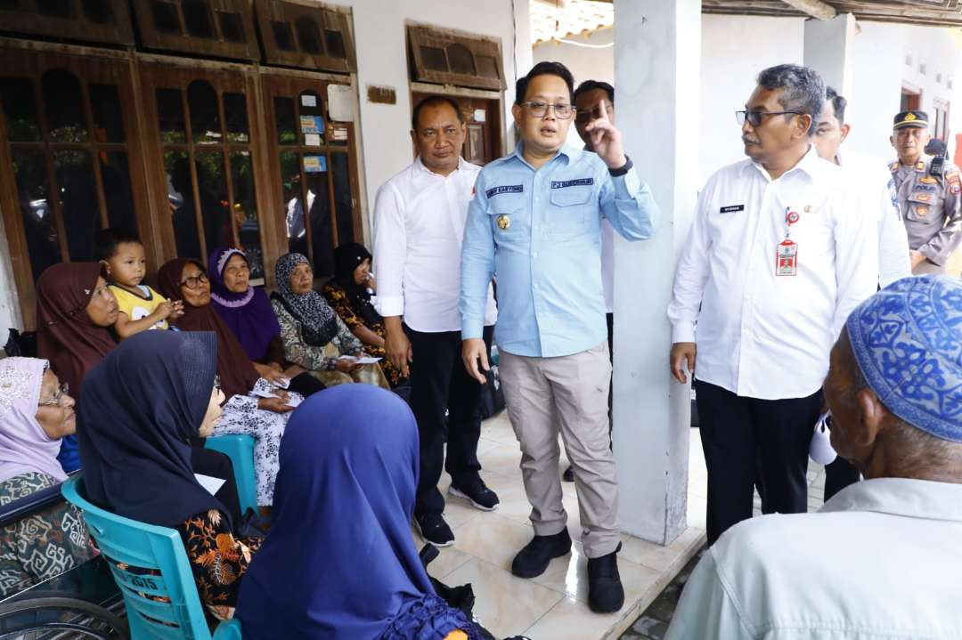 Pemprov Jatim terus berupaya mengentaskan masyarakat miskin sekaligus menurunkan angka kemiskinan melalui berbagai program dan aksi nyata (istimewa)