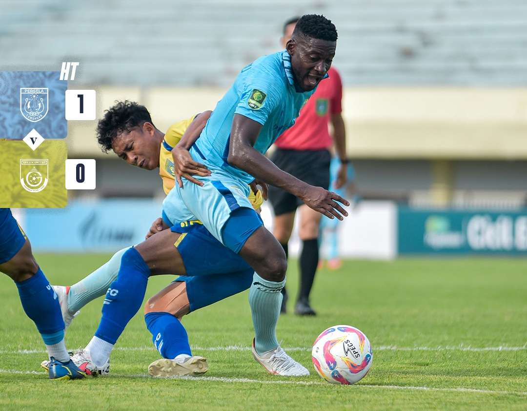 Lukman Ahmed Shaibu saat berlaga lawan Gresik United (Foto : Instagram @persela.fc)