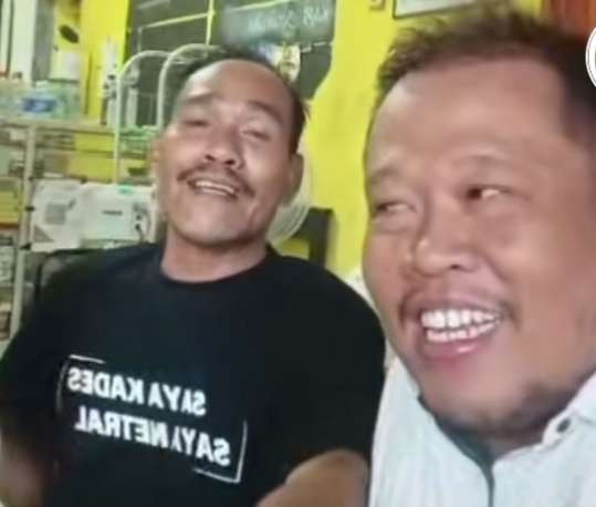 Screenshot video Kades yang viral mendukung salah satu cabup (Foto: dok. Istimewa)