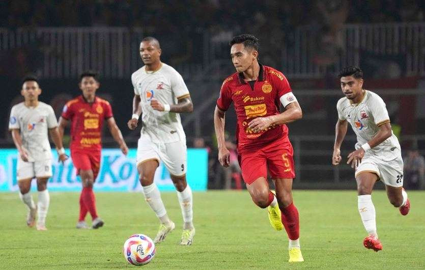 Persija dalam salah satu pertandingannya. (Foto: Ligaindonesiabaru.com)