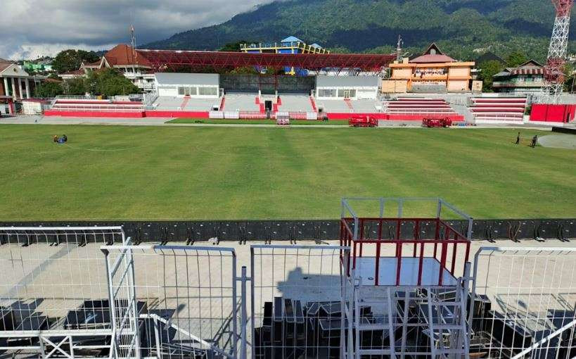 Stadion Gelora Kie Raha, sebagai ikon sepak bola Maluku Utara, siap menjadi saksi perjuangan Malut United setelah renovasi besar di awal 2023. (Foto: Liga Indonesia Baru)