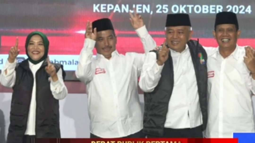 Kedua pasangan calon (paslon) Pilbup Malang 2024 dalam debat publik. (Foto: KPU Kabupaten Malang)