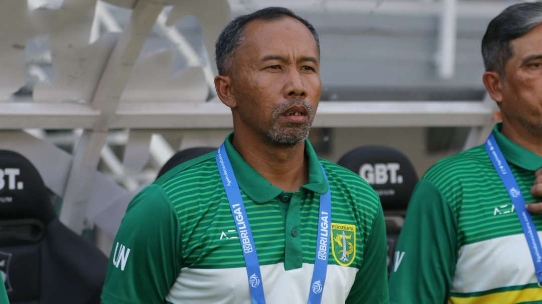 Legenda Timnas Indonesia, Uston Nawawi memberikan pesan untuk skuad Garuda yang berlaga menghadapi Arab. (Foto: Fariz Yarbo/Ngopibareng.id)