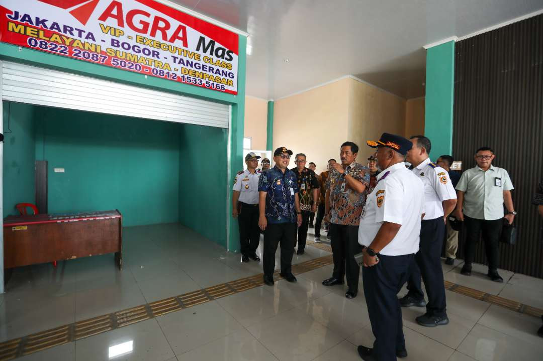 Pj Gubernur Jateng, Nana Sudjana  meresmikan operasional Terminal Tipe B Kutoarjo, Kabupaten Purworejo pada Kamis, 21 November 2024.