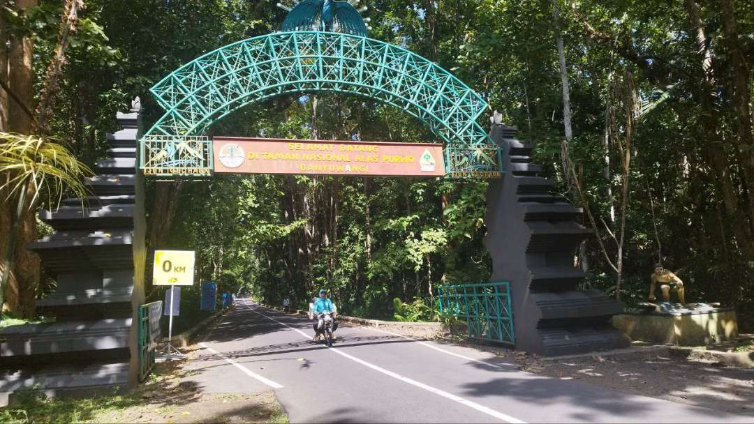 Taman Nasional Alas Purno Terapkan Tarif Rp0.00 untuk umat Hindu yang beribadah (Foto: istimewa)