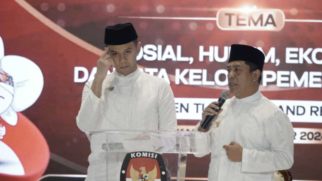 Tutup debat terakhir, Gumelar-Rudi sampaikan permohonan maaf ke paslon 1 dan 3. (Foto: Istimewa)