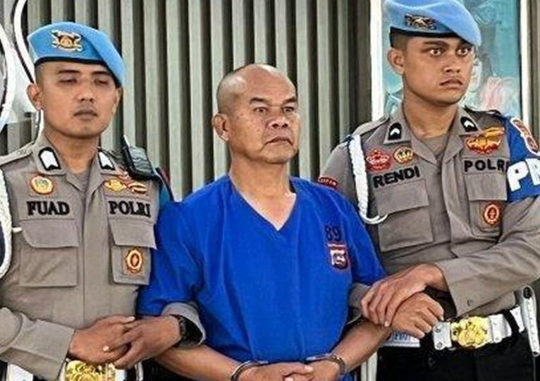 AKP Dadang Iskandar pelaku penembak AKP Ryanto Ulil Anshar hingga tewas ternyata juga menembaki rumah dinas Kapolres Solok Selatan, AKBP Arief Mukti. (Foto: Ist)