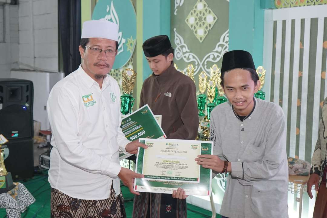 Dalam rangka memperingati 100 tahun Pondok Pesantren Al Falah Ploso Mojo Kediri, Cimahi menjadi tuan rumah Olimpiade Santri Nusantara (OSN) Zona 3 Jawa Barat. (Foto: Istimewa)