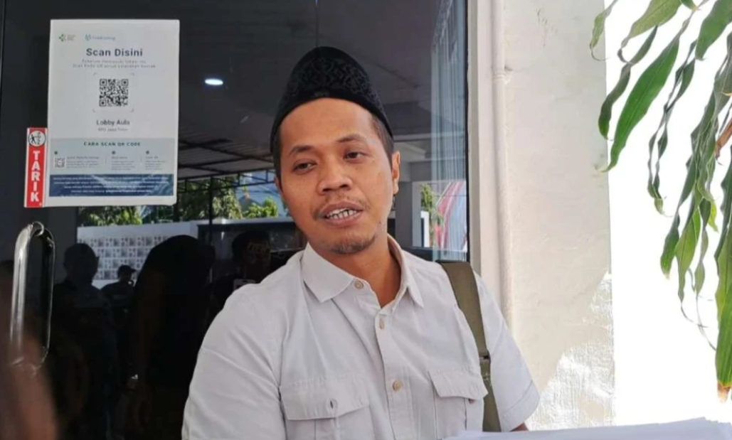 Koordinator Divisi Penanganan Pelanggaran, Data, dan Informasi Bawaslu Kota Surabaya, M Agil Akbar, seusai menghadiri sidang etik DKPP di KPU Jatim, Kamis 10 Oktober 2024. (Foto: Julianus Palermo/Ngopibareng.id)