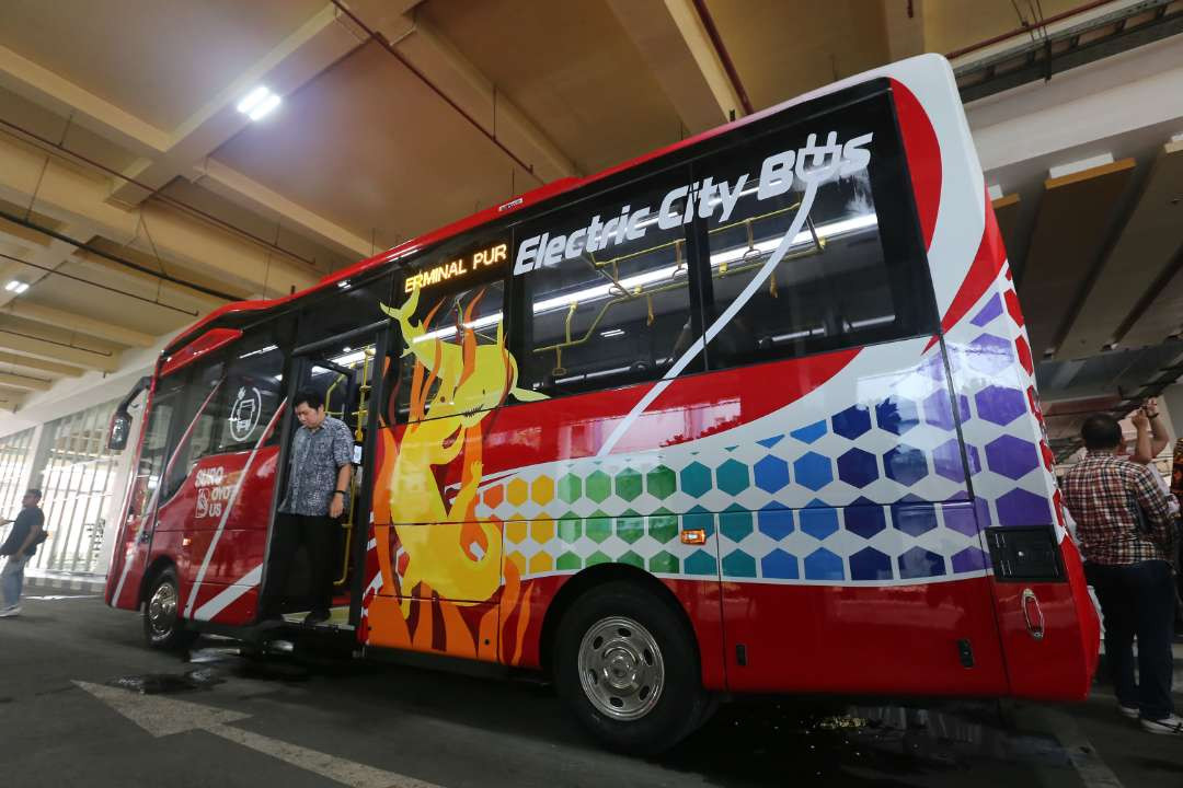 Dishub Kota Surabaya meluncurkan rute angkutan umum baru, Terminal Purabaya-UNAIR Kampus C yang akan dijangkau dengan Suroboyo Bus. (Foto: Julianus Palermo/Ngopibareng.id)