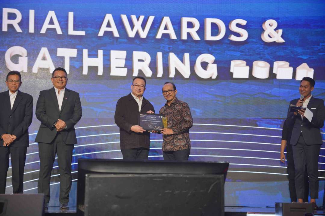 Malam penganugerahan “Green Industrial Awards dan SIER Customer Gathering 2024”, yang digelar di Grand Ballroom Vasa Hotel Surabaya pada Jumat 29 November 2024. (Foto: Istimewa)