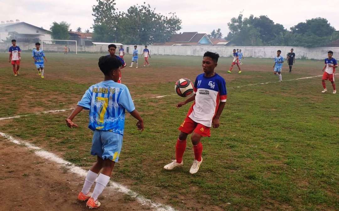 Pertandingan Persewangi Cup U-16 berjalan seru. (Foto: Istimewa)