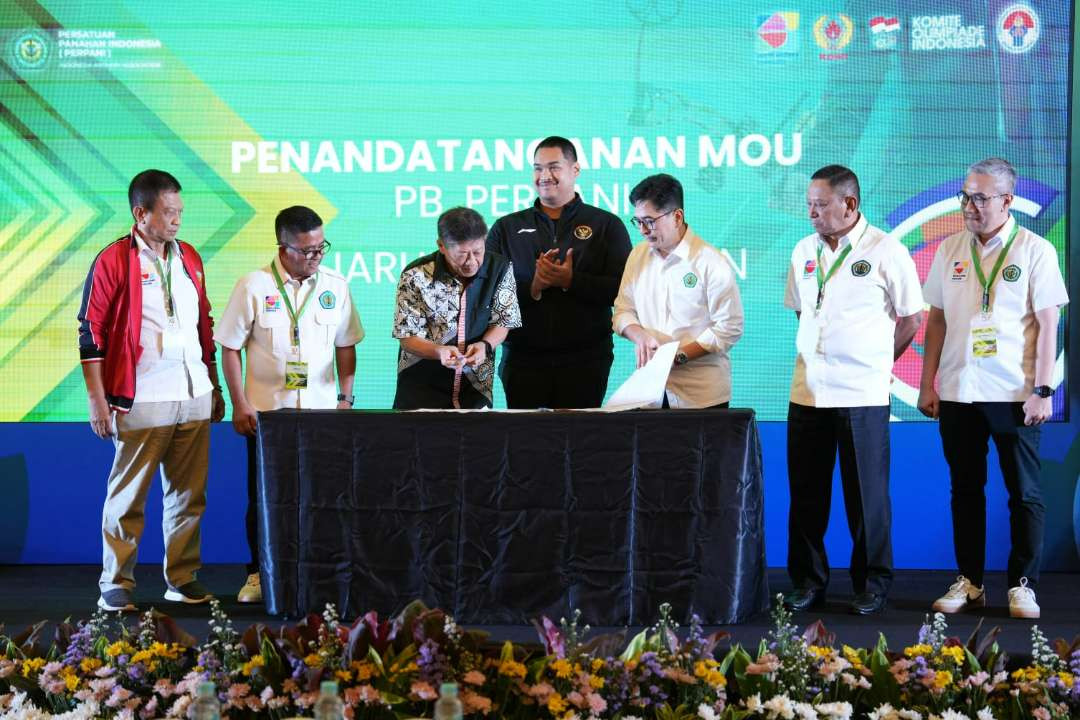 Menpora Dito secara resmi membuka Rakernas Perpani 2024. (Foto: Kemenpora RI)