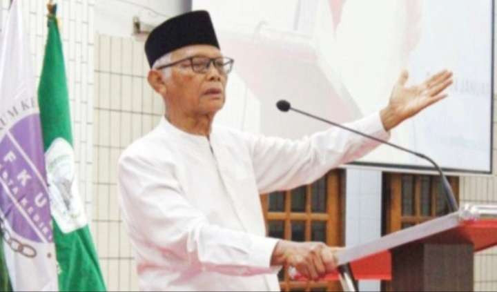 Ketua Umum Majelis Ulama Indonesia (MUI) KH Anwar Iskandar, mengajak para juru dakwah, supaya berhati-hati dalam mengolah kata-kata saat berceramah (Foto: istimewa)