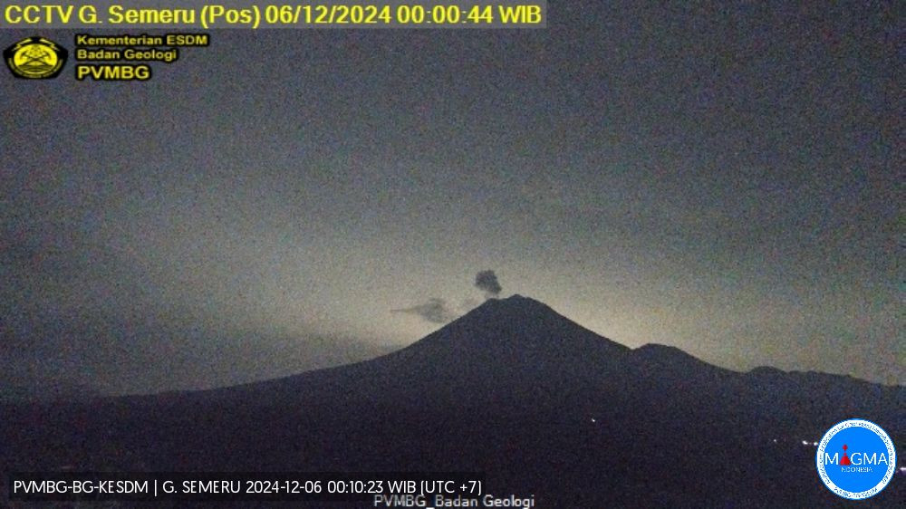 Gunung Semeru berlokasi di Kabupaten Lumajang dan Kabupaten Malang, pada 6 Desember 2024.(Foto: magma.esdm)