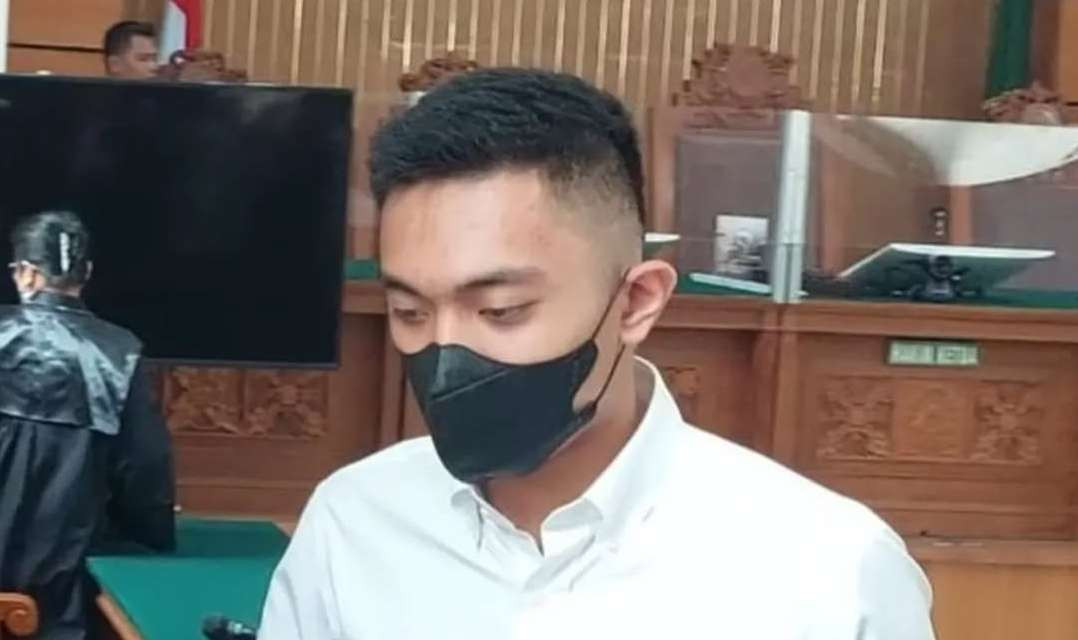 Mario Dandy Satrio sidang kasus dugaan pelecehan seksual pada anak, saat pacaran dengan AG masih usia 15 tahun. (Foto: Istimewa)