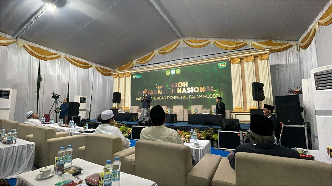 Dalam rangkaian peringatan Harlah 100 Tahun Pondok Pesantren Al Falah Ploso, Halaqoh Mahasantri Nasional (HMN) sukses digelar pada Jumat 13 Desember 2024. (Foto: Istimewa)