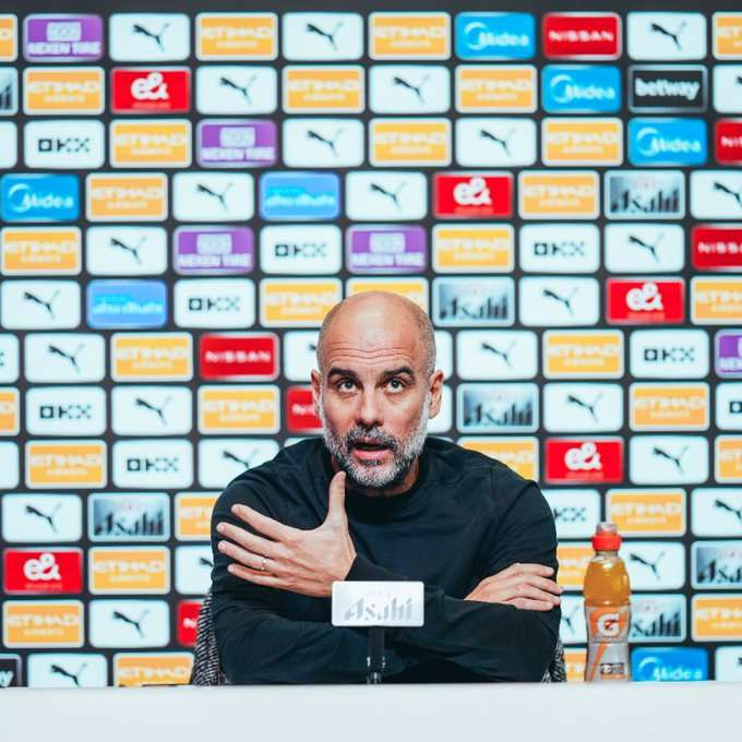 Ppe Guardiola tak ingin hambur-hamburkan uang untuk mendatangkan pemain baru di bursa transfer Januari 2025. (Foto: X/@ManCityES)