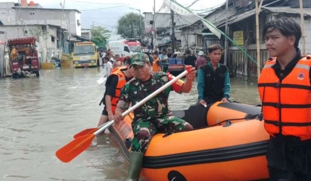 Banjir di sejumlah wilayah di Jakarta dan sekitarnya, Minggu 15 Desember 2024. (Foto: Instagram @bpbddkijakarta)