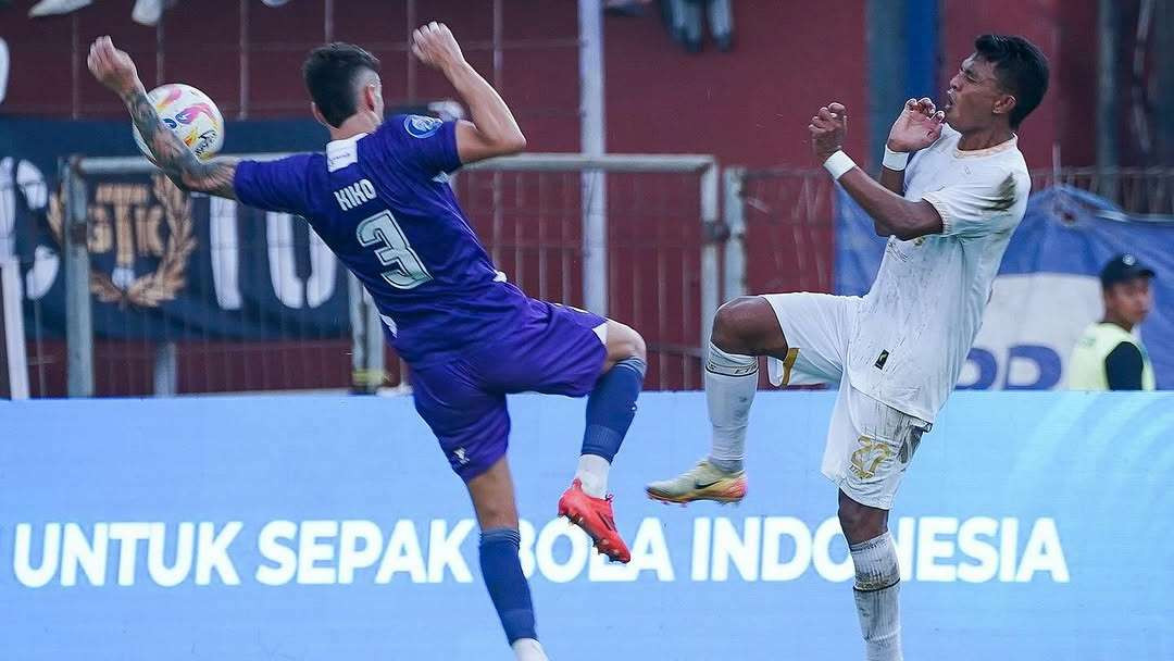 Dedik Setiawan gagal membawa Arema FC menang di kandang Persik (Foto: Arema FC)