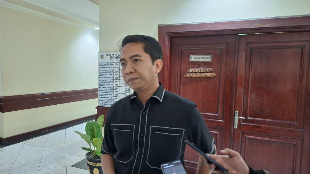 Ketua Komisi C DPRD Kota Surabaya, Eri Irawan. (Foto: Julianus Palermo/Ngopibareng.id)