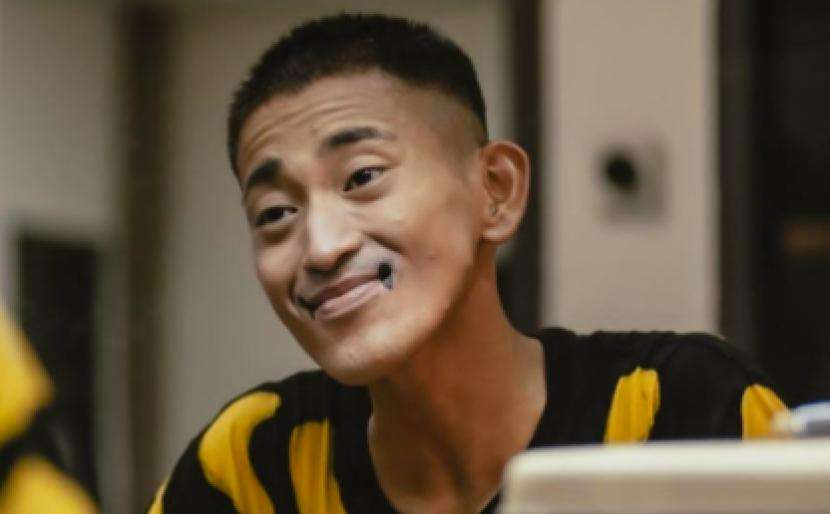 Akting Bio One sebagai Gepeng di film Srimulat. (Foto: Instagram)