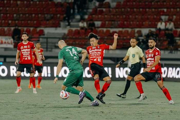 Bali United menang dengan skor 2-0 atas Persebaya Surabaya di Stadion Kapten I Wayan Dipta, Gianyar Bali pada lanjutan pekan ke-17 Liga 1. (Foto: Ant)