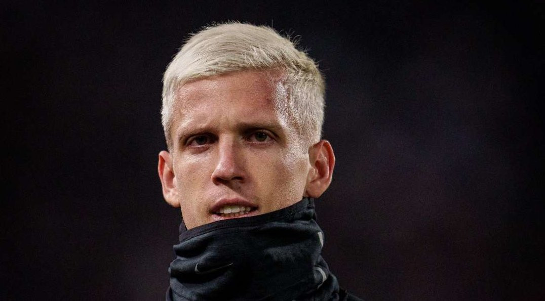 Barcelona terancam kehilangan Dani Olmo karena terbentur regulasi keuangan yang ditetapkan oleh RFEF