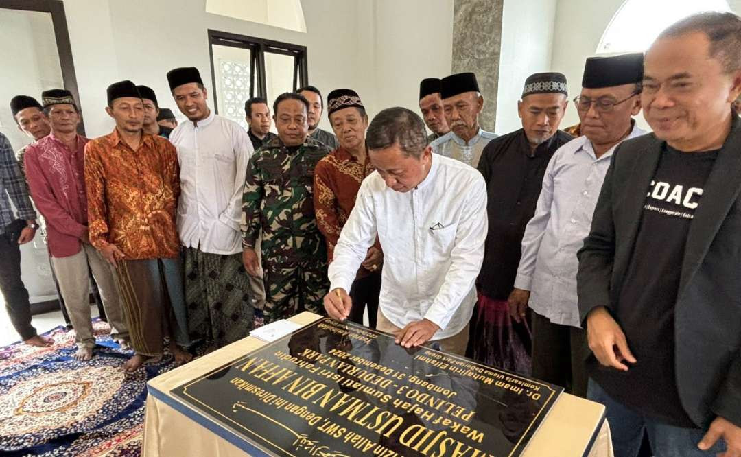 Masjid Utsman bin Affan, Wakaf Hajah Sumiati istri Fahrudin, Pelindo 3 – DeDurian Park Wonosalam, akhir tahun, Selasa (31 Desember 2024).(Foto: DedurianPark for ngopibareng.id)