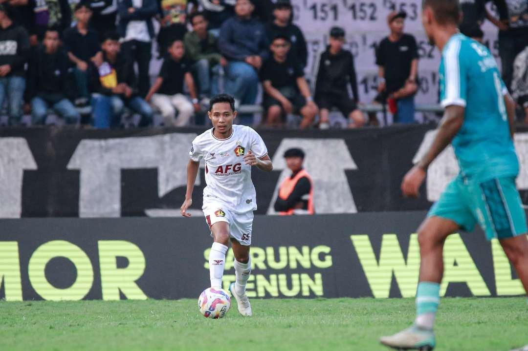 Manajemen Persik Kediri secara resmi melepas Evan Dimas di bursa paruh usim kompetisi BRI Liga 1 Indonesia 2024/25. (Foto: Istimewa)