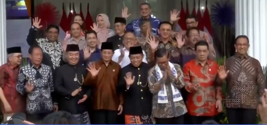 Para mantan Gubernur DKI Jakarta menggelar acara "Bentang Harapan Jakarta" di Balai Kota Jakarta dalam rangka menyambut Tahun Baru 2025 pada Selasa 31 Desember 2024. (Foto: tangkapaan layar youtube)