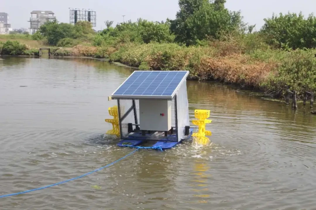 Ilustrasi. Aerator berbasis fotovoltaic yang diciptakan mahasiswa KKN ITS yang berguna membantu petani tambak udang. (Foto: Dokumentasi ITS)