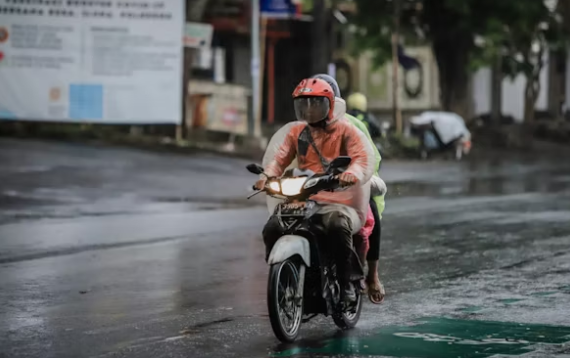 BMKG Juanda mengeluarkan peringatan dini cuaca ekstrem untuk sejumlah wilayah di Jawa Timur, Rabu 1 Januari 2025. (Foto ilustrasi: Unsplash)