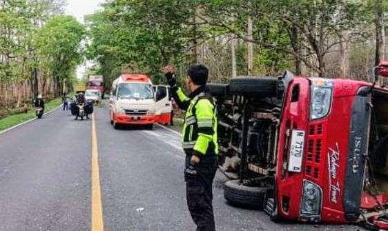 Jalur Pantura Situbondo tepatnya Jalan Raya Baluran Kecamatan Banyuputih salah satu titik rawan kecelakaan (Foto: Satlantas Polres Situbondo)