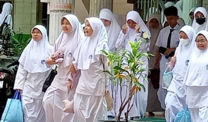 Anak didik di lembag pendidikan Islam, sudah terbiasa puasa sambil sekolah tidak ada hambatan karena  niat ibadah kepada Allah. (Foto: Asmanu Sudarso/Ngopibareng.id)