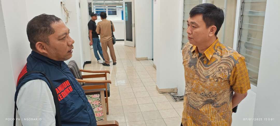 Wakil Ketua DPRD Kota Kediri Sudjono Teguh Wijaya ditemui usai menggelar rapat paripurna (Foto: Fendi Lesmana/Ngopibareng.id)