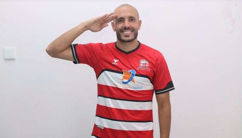 Langkah terbaru Madura United yang dilakukan adalah memperkenalkan pemain asing keduanya, Youssef Ezzejjari, yang sudah tidak asing dengan kompetisi speak bola Indonesia. (Foto: Liga Indonesia Baru)