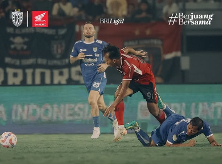 Bali United vs Persib Bandung di Stadion Kapten I Wayan Dipta, Gianyar, pada Selasa 7 Januari 2025. (Foto: Instagram Bali United)