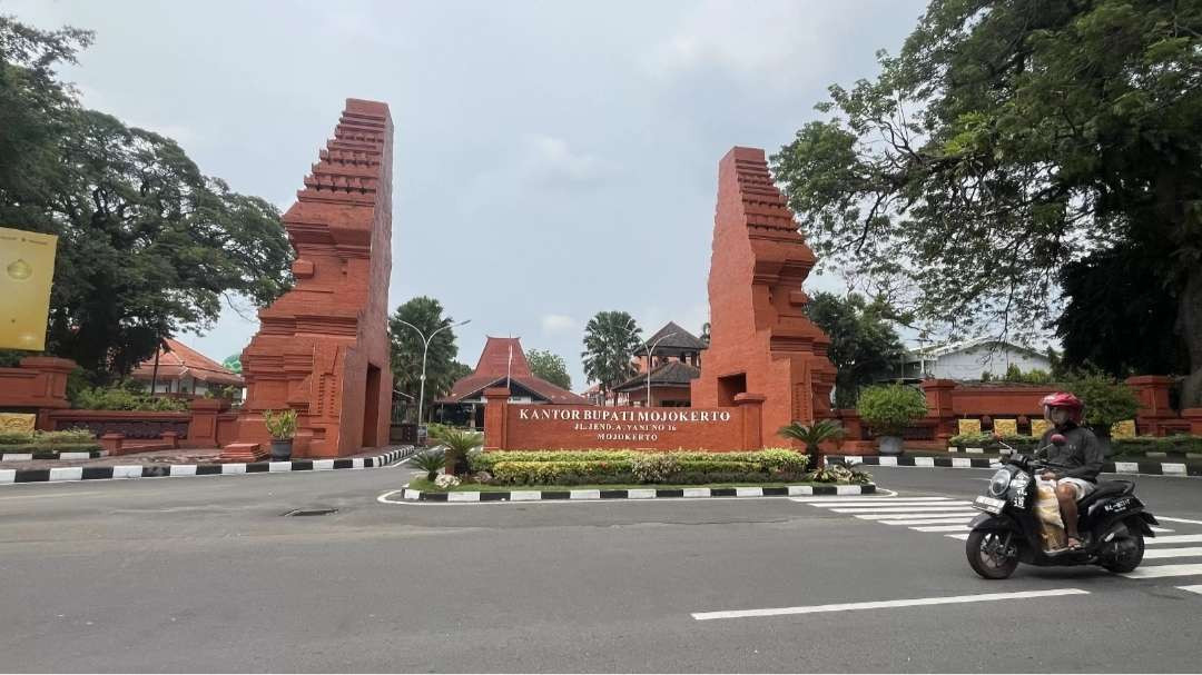 Kantor Pemkab Mojokerto. (Foto: Deni Lukmantara/Ngopibareng.id)