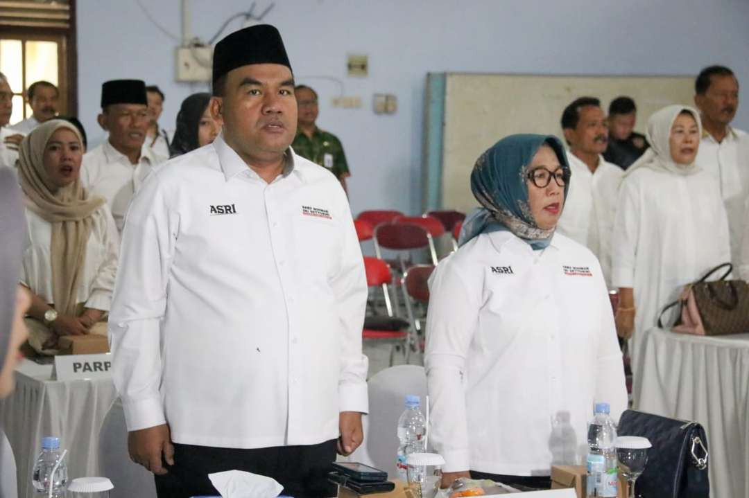 Pasangan Arief Rohman dan Sri Setyorini sebagai Bupati dan Wakil Bupati Blora terpilih periode 2025-2030. (Foto: Ahmad Sampurno/Ngopibareng.id)