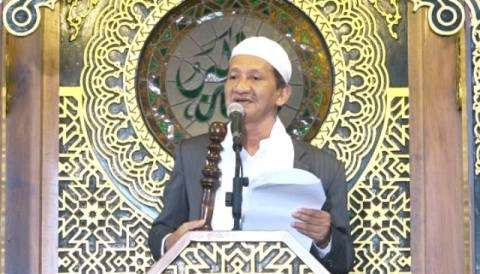 KH Agoes Ali Masyhuri, Pengasuh Pondok Pesantren Progresif Bumi Shalawat Lebo, Sidoarjo, Jawa Timur. (Foto:dok/ngopibareng.id)