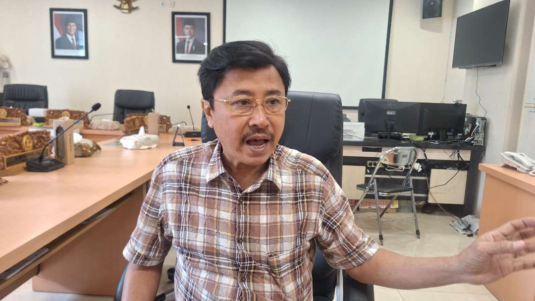 Anggota Komisi B DPRD Kota Surabaya, Baktiono. (Foto: Julianus Palermo/Ngopibareng.id)