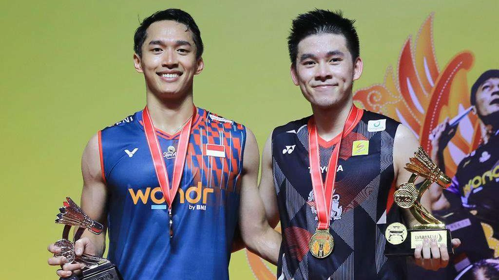 Jonatan Christie harus puas posisi runner-up Indonesia Masters 2025. (Foto: X @INABadminton)