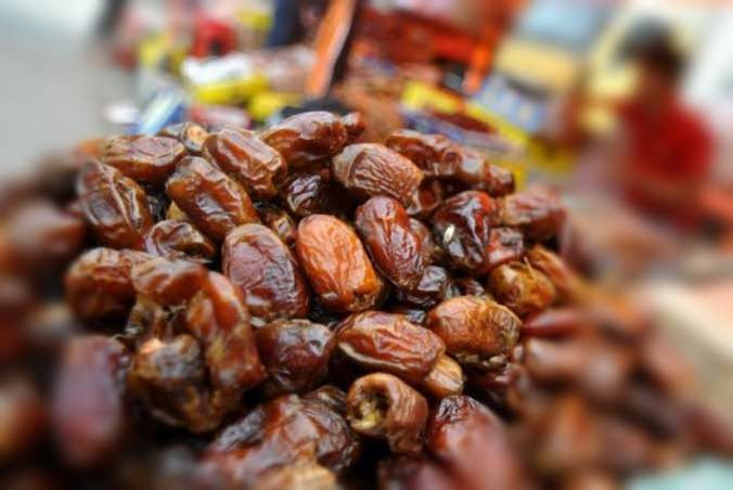 Kenali ciri-ciri dan merek kurma Israel. (Foto: Istimewa)